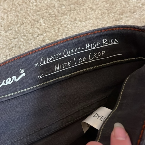 Eddie Bauer Wide Leg Crop Slightly Curvy Jeans - Picture 3 of 9